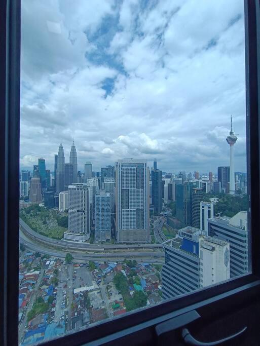 Lx 39A Balcony Klcc View 1 Bedroom Infinity Pool Kuala Lumpur Exterior foto