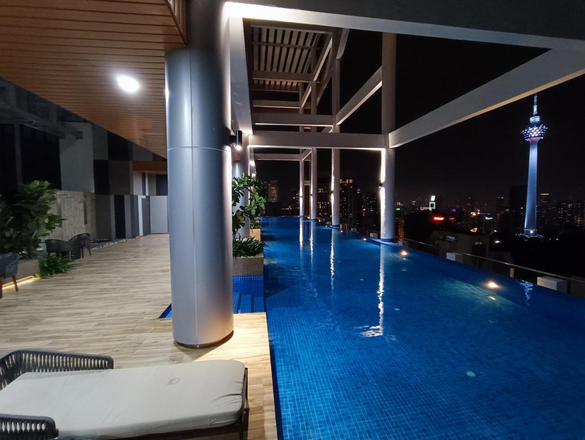 Lx 39A Balcony Klcc View 1 Bedroom Infinity Pool Kuala Lumpur Exterior foto